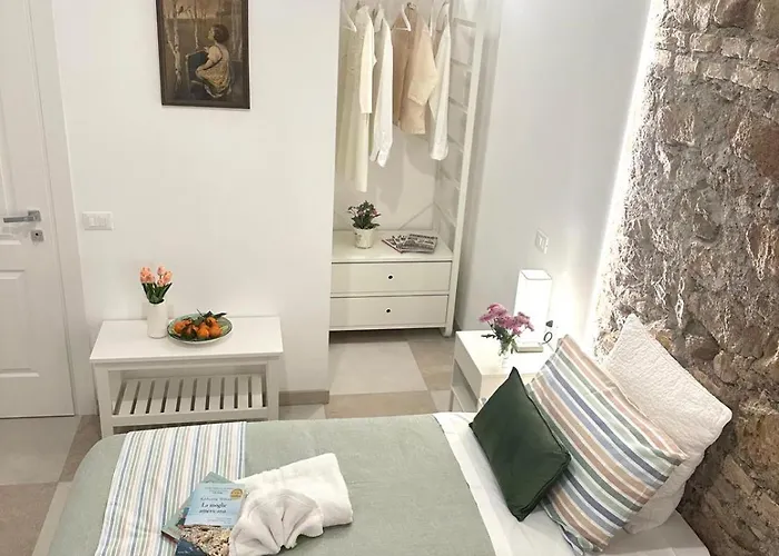 The Apartment Rom